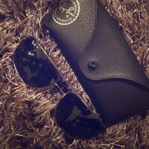Mens Ray Ban sun glasses